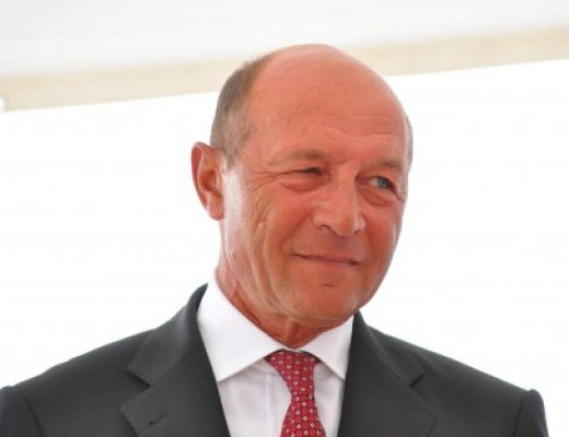Băsescu solicită Federaţiei Ruse să revină în cadrul angajamentelor asumate în instituţiile internaţionale